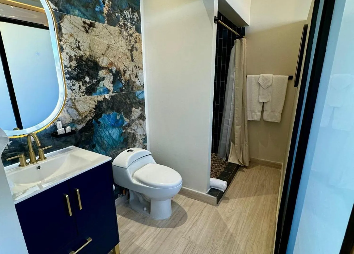 Metro Art Hotel San Juan 3*,
